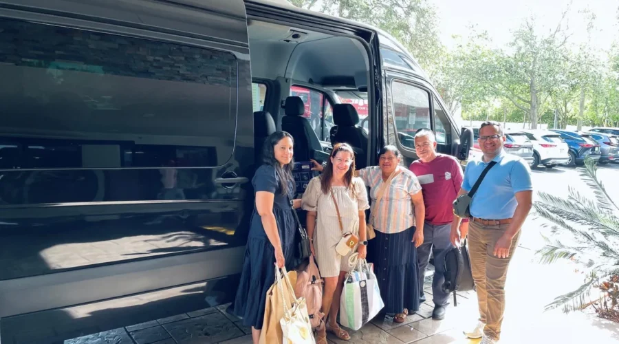 Sawgrass Mills Mall transporte oficial Shuttle a Sawgrass Mills desde South Beach