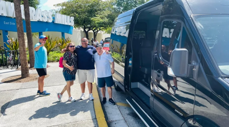 Servicio de charter hacia Sawgrass desde South Beach y Downtown Miami Shuttle a Sawgrass Mills desde South Beach y Downtown Miami