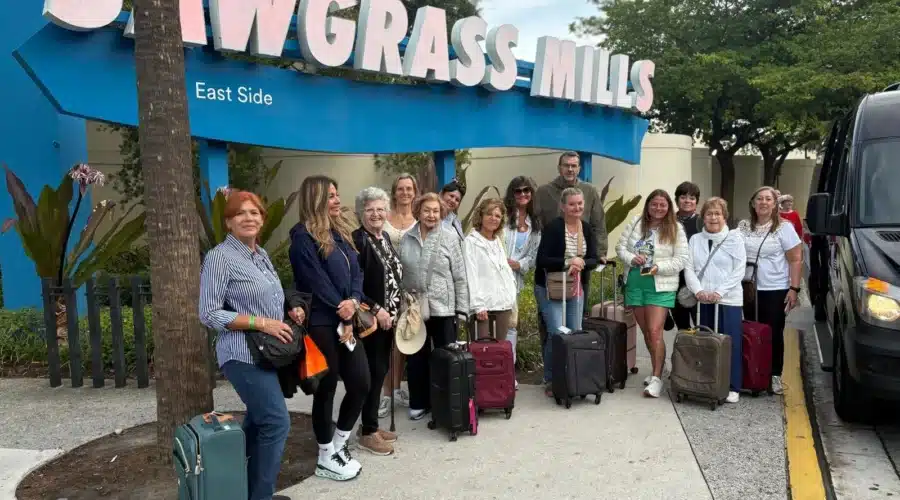 Shuttle oficial a sawgrass desde miami beach y downtown Shuttle a Sawgrass Mills desde Miami Beach y Downtown Miami