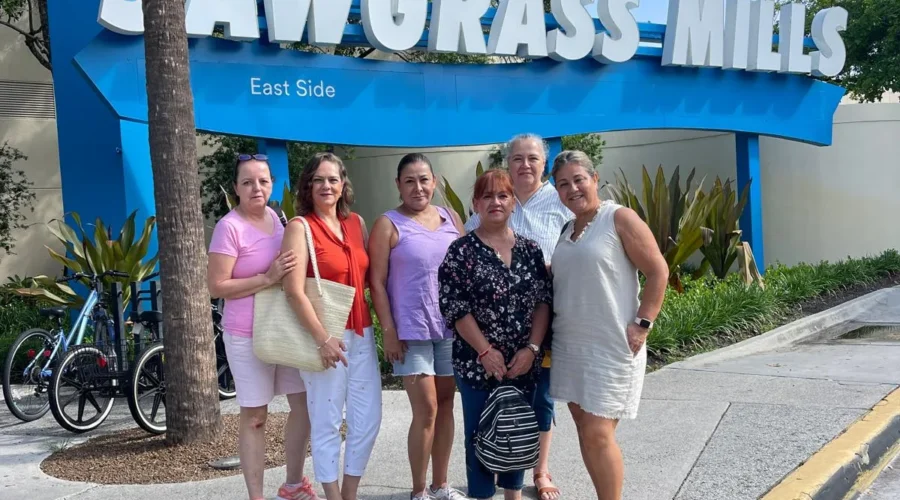 Sawgrass Mills Shuttle compartido desde Miami Beach